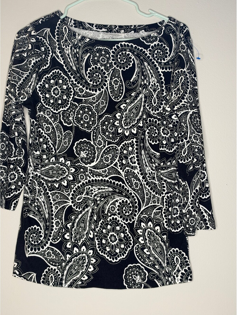 Chico's women's black white paisley sleeve top